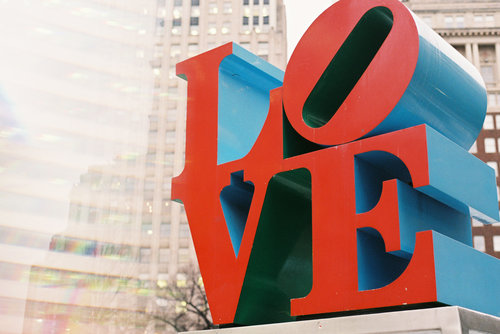 love sign, philly