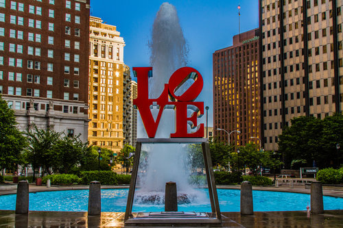 love sign, philly